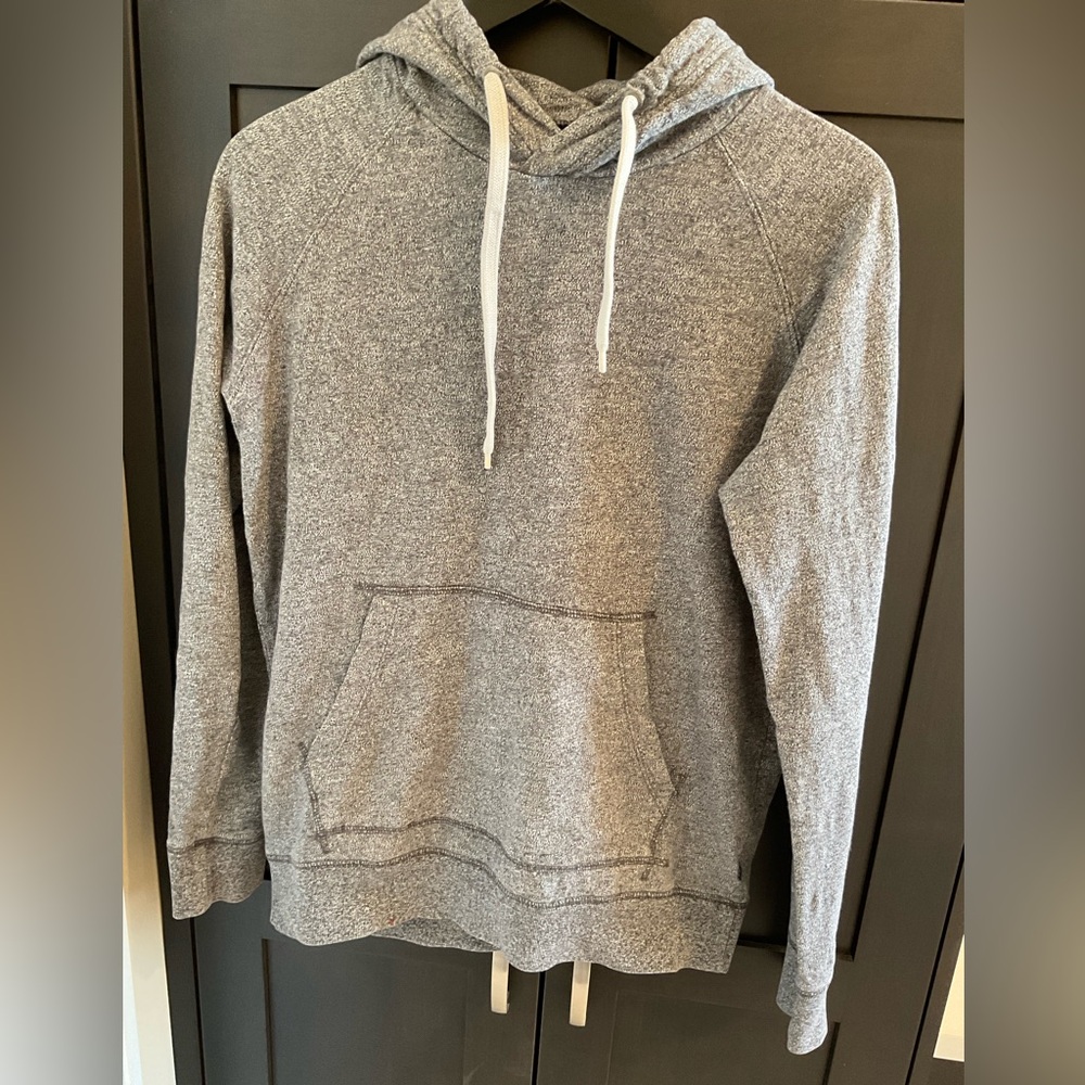 🩶💕 Women’s Gray American Eagle Hoodie Sz S Classic Timeless Cozy Pullover